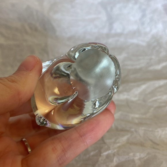 Vintage Clear Blown Glass Elephant Paperweight Lucky Trunk Up Figurine - Small - Picture 5 of 5